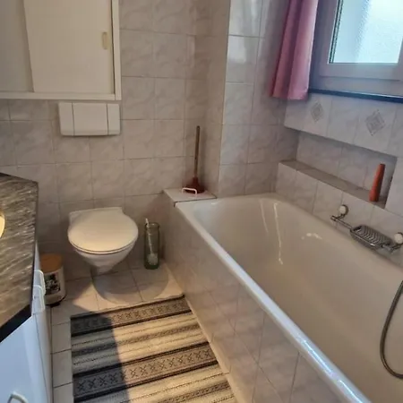 Large And Comfortable House With Garden *