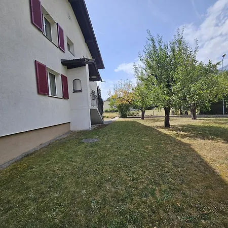 别墅 Large And Comfortable House With Garden